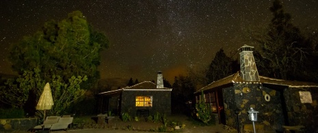 Landhaus mit Starlight-Zertifizierung auf La Palma, Kanarische Inseln Landhaus mit Starlight-Zertifizierung auf La Palma, Kanarische Inseln