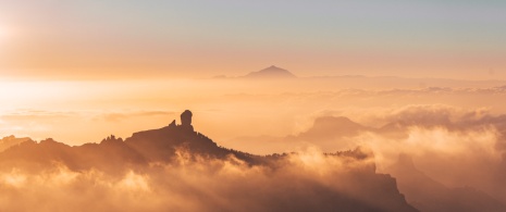 Veduta dal belvedere del Pico de los Pozos de las Nieves a Gran Canaria, Isole Canarie Veduta dal belvedere del Pico de los Pozos de las Nieves a Gran Canaria, Isole Canarie