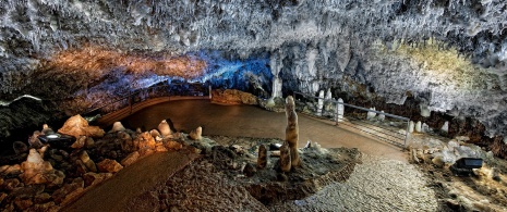 La Cueva El Soplao, Cantabria La Cueva El Soplao, Cantabria
