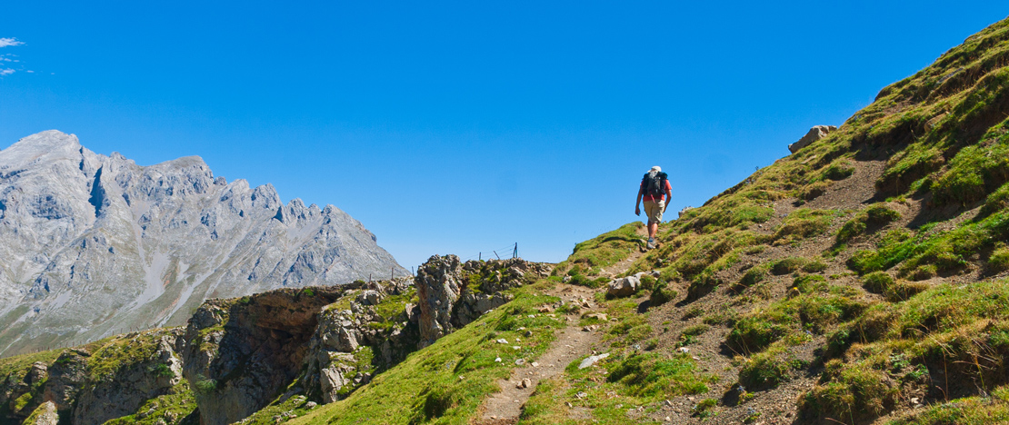 Tourist in the Camaleño valley, in Cantabria's Picos de Europa National Park