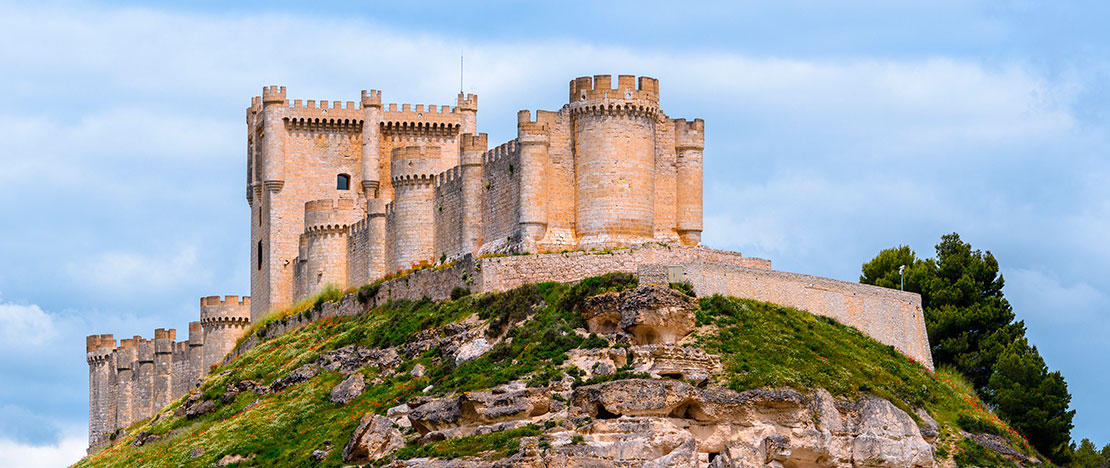 Vues du château de Peñafiel à Valladolid