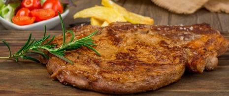 Chuletón de Ávila (T-Bone-Steak) Chuletón de Ávila (T-Bone-Steak)
