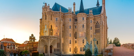 Palais épiscopal à Astorga, León Palais épiscopal à Astorga, León
