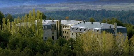 Vista exterior del Parador de Gredos Vista exterior del Parador de Gredos