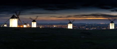 Night view of the windmills of Campo de Criptana in Ciudad Real, Castile-La Mancha Night view of the windmills of Campo de Criptana in Ciudad Real, Castile-La Mancha