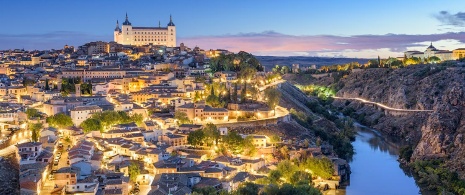 Toledo al tramonto dal belvedere del Valle Toledo al tramonto dal belvedere del Valle