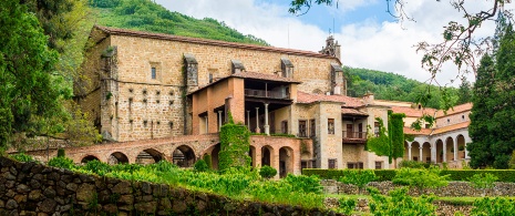Blick auf das Kloster Yuste Blick auf das Kloster Yuste