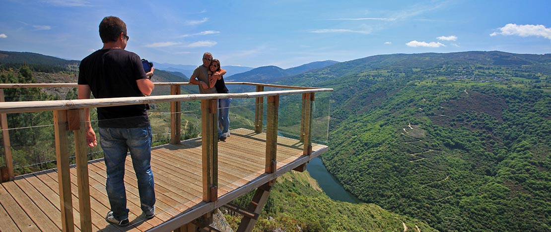 Belvedere di A Capela. Ribeira Sacra. Galizia