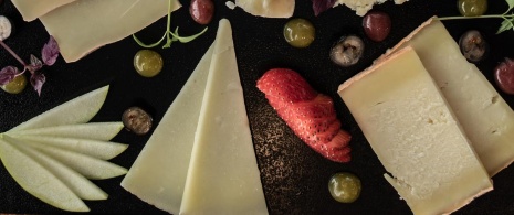 Cheeses Cheeses