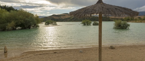 Alloz reservoir (Navarre) Alloz reservoir (Navarre)