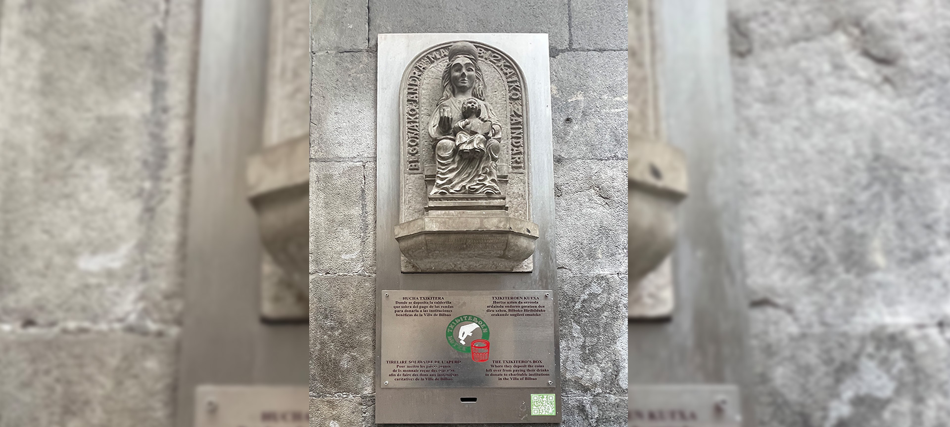 Vue de face de la tirelire des « txikiteros », Bilbao