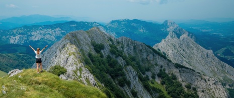 Widoki na górę Anboto, w prowincji Álava, Kraj Basków Widoki na górę Anboto, w prowincji Álava, Kraj Basków