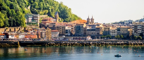 Veduta del centro storico di San Sebastián, Paesi Baschi Veduta del centro storico di San Sebastián, Paesi Baschi