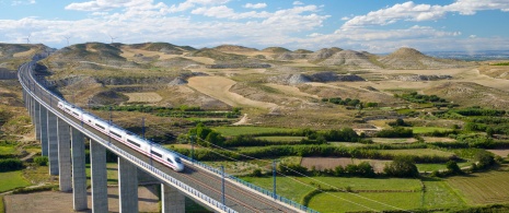 High-speed AVE train passing through the province of Zaragoza High-speed AVE train passing through the province of Zaragoza