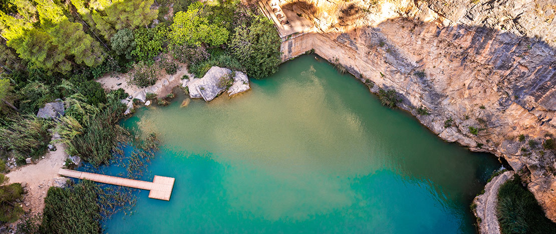 Blue Pool in Chulilla, region of Valencia