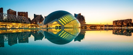 Cité des arts et des sciences de Valence Cité des arts et des sciences de Valence