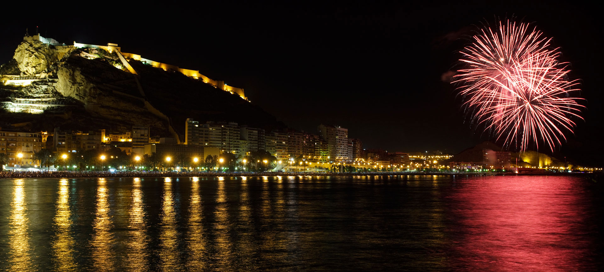 Hogueras de San Juan, Alicante