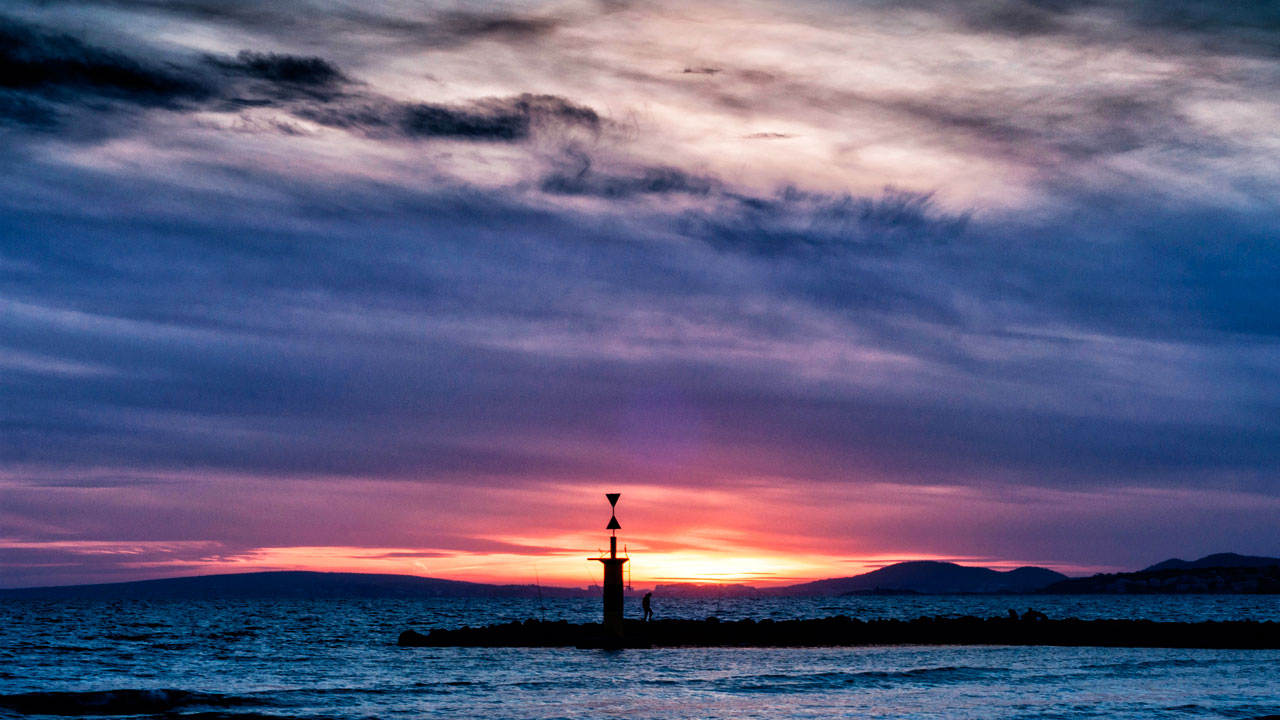 Lighthouse at sunset, Palma de Mallorca Lighthouse at sunset, Palma de Mallorca