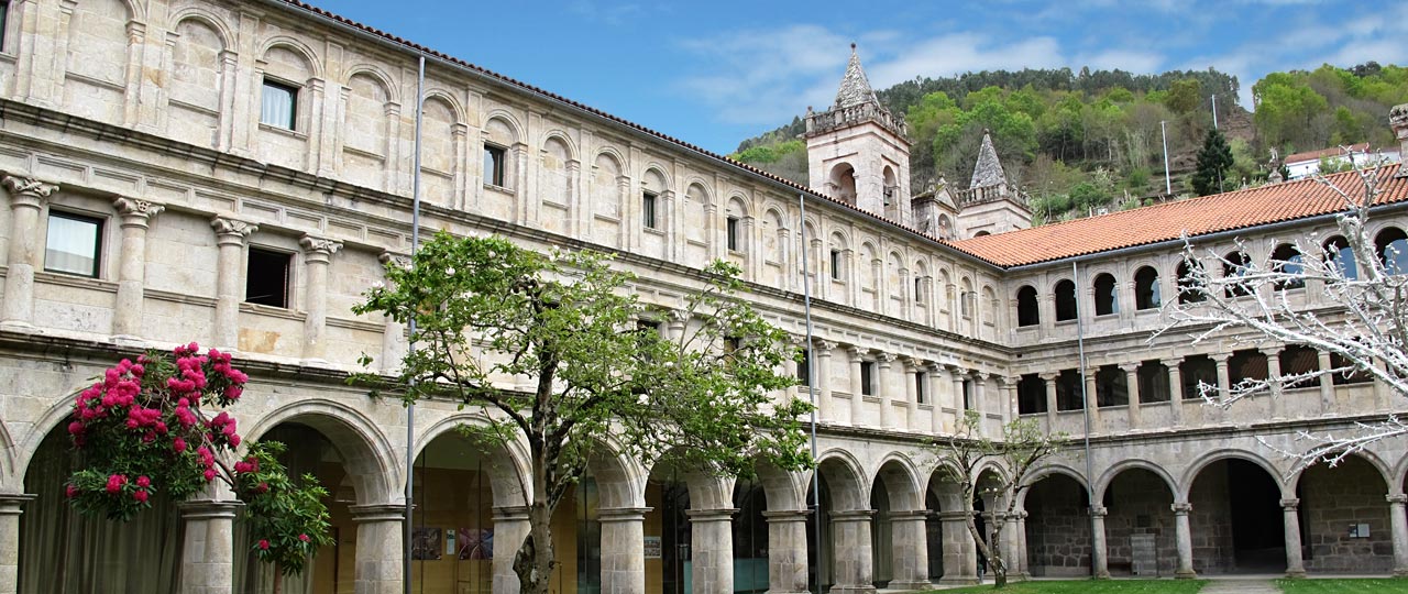 Monastère - Parador de Santo Estevo de Rivas de Sil Monastère - Parador de Santo Estevo de Rivas de Sil